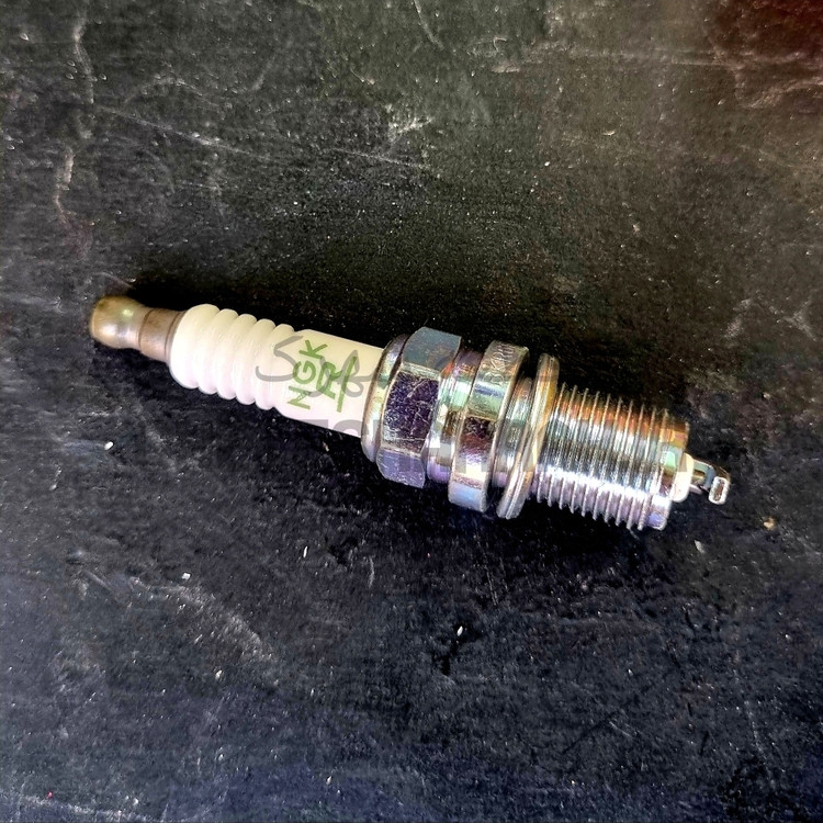 شمع پایه کوتاه 6962 BKR6E برند NGK ژاپن