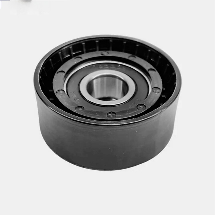 غلتک هرزگرد (آلترناتور بالایی) تسمه دینام پژو ۲۰۶ شرکتی ایساکو