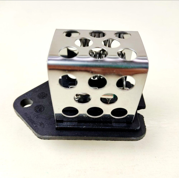 مقاومت فن رادیاتور پژو 206 (رزیستور) 0.6 اهم شرکتی ایساکو